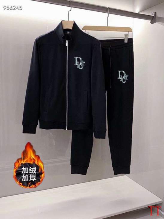 Picture of Dior Sweater Suits _SKUDiorM-4XL12yr24438569